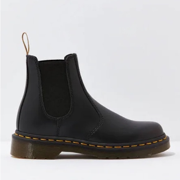 NWT Dr. Martens 2976 Chelsea Vegan Boots - Picture 3 of 8